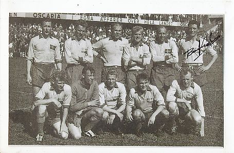 Bengt Gustavsson † 2017  Schweden  WM 1958  Fußball Autogramm Foto original signiert 