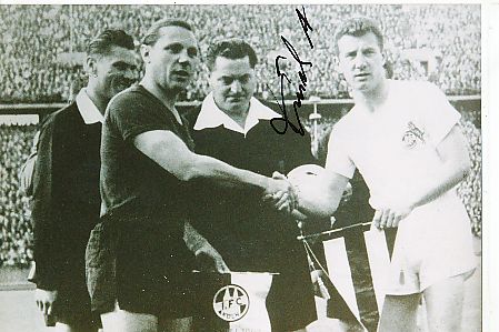 Albert Dusch † 2002  DFB Schiedsrichter  Fußball  Autogramm Foto original signiert 