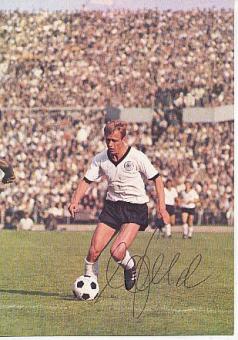 Siegfried Held   DFB   WM 1970 Bergmann Fußball 10 x 15 cm Autogrammkarte original signiert 