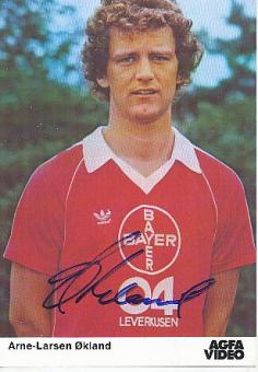 Arne Larsen Ökland   Bayer 04 Leverkusen  Fußball Autogrammkarte original signiert 