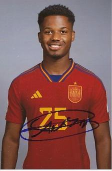 Ansu Fati   Spanien  Fußball  Autogramm Foto  original signiert 