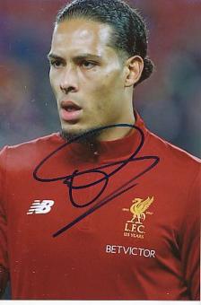Virgil van Dijk  FC Liverpool  Fußball  Autogramm Foto  original signiert 