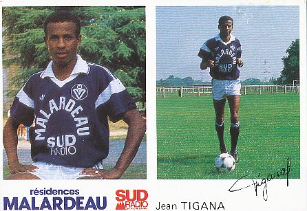 Jean Tigana  Girondis Bordeaux  Fußball Autogrammkarte Druck signiert 