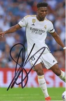 Aurelien Tchouameni   Real Madrid  Fußball  Autogramm Foto  original signiert 