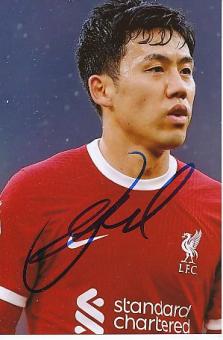 Wataru Endo  FC Liverpool  Fußball  Autogramm Foto  original signiert 