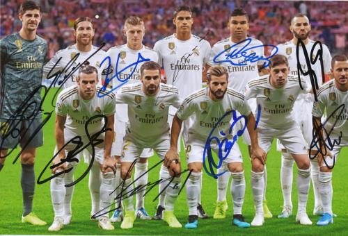 Real Madrid  2019/2020  Mannschaftsfoto Fußball original signiert 