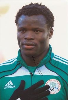 Taye Taiwo  Nigeria  Fußball 30 x 20 cm Autogramm Foto original signiert 