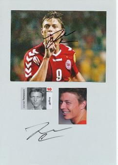 2  x Jon Dahl Tomasson  Dänemark   Fußball Autogramm Karte  original signiert 