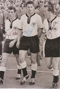 Helmut Rahn † 2003 & Fritz Walter † 2002 DFB Weltmeister WM 1954 & Uwe Seeler  Fußball Autogramm 30 x 20 cm Foto original signiert 