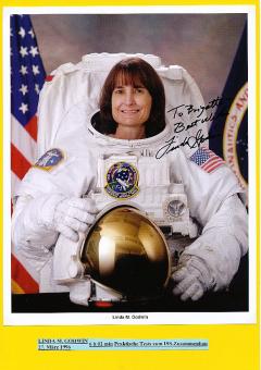 Linda M.Godwin  NASA  Astronautin  Raumfahrt  Autogramm Foto original signiert 