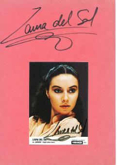 2  x  Laura Del Sol  Carmen  Film & TV Autogrammkarte original signiert 