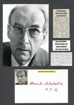 Alexander Mitscherlich † 1982  Schriftsteller Arzt Psychoanalytiker Autogramm Karte original signiert 