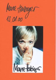 2  x  Mavie Hörbiger  Film &  TV Autogramm Foto + Karte original signiert 