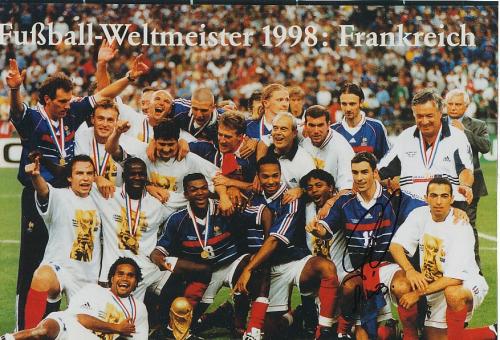 Robert Pires  Frankreich  Weltmeister WM 1998  Fußball Autogramm 30 x 20 cm Foto original signiert 