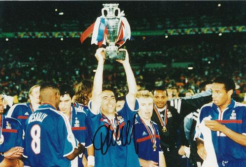 Youri Djorkaeff   Frankreich Weltmeister WM 1998   Fußball Autogramm 30 x 20 cm Foto original signiert 