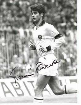 Gianni Rivera  AC Mailand & Italien WM 1970  Fußball Autogramm 16 x 21 cm Foto original signiert 