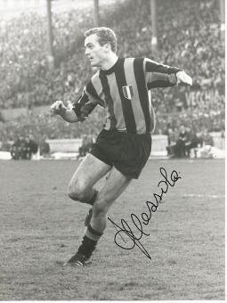 Sandro Mazzola   Inter Mailand  Fußball Autogramm 16 x 21 cm Foto original signiert 