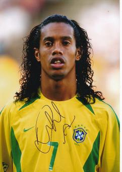 Ronaldinho  Brasilien Weltmeister WM 2002  Fußball Autogramm 30 x 20 cm Foto original signiert 