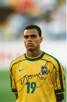 Denilson  Brasilien Weltmeister WM 2002  Fußball Autogramm 26 x 18 cm Foto original signiert 