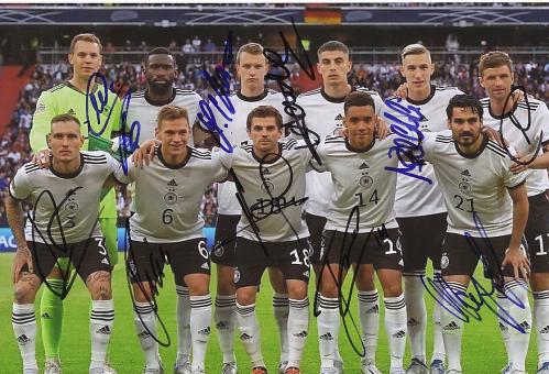 DFB  Nationalteam   Mannschaftsfoto Fußball original signiert 