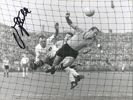 Uwe Seeler † 2022  Hamburger SV  Fußball Autogramm 21 x 16 cm Foto original signiert 