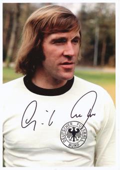 Günter Netzer   DFB Weltmeister WM 1974  Fußball Autogramm 30 x 21 cm Foto original signiert 