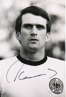 Wolfgang Overath   DFB Weltmeister WM 1974  Fußball Autogramm 30 x 21 cm Foto original signiert 
