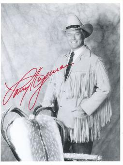 Larry Hagman † 2012  Dallas  J. R.“ Ewing  Film + TV 20 x 28 cm Autogrammkarte original signiert 