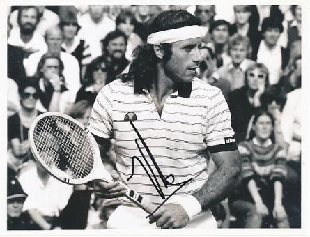 Guillermo Vilas  Argentinien  Tennis Autogramm 21 x 16 cm Foto original signiert 