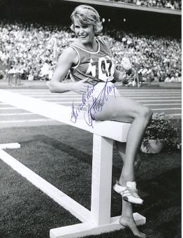 Jutta Heine  Leichtathletik  Autogramm 17 x 21 cm Foto  original signiert 