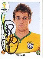 Bernard  Brasilien  Panini  WM 2014  Sticker original signiert 