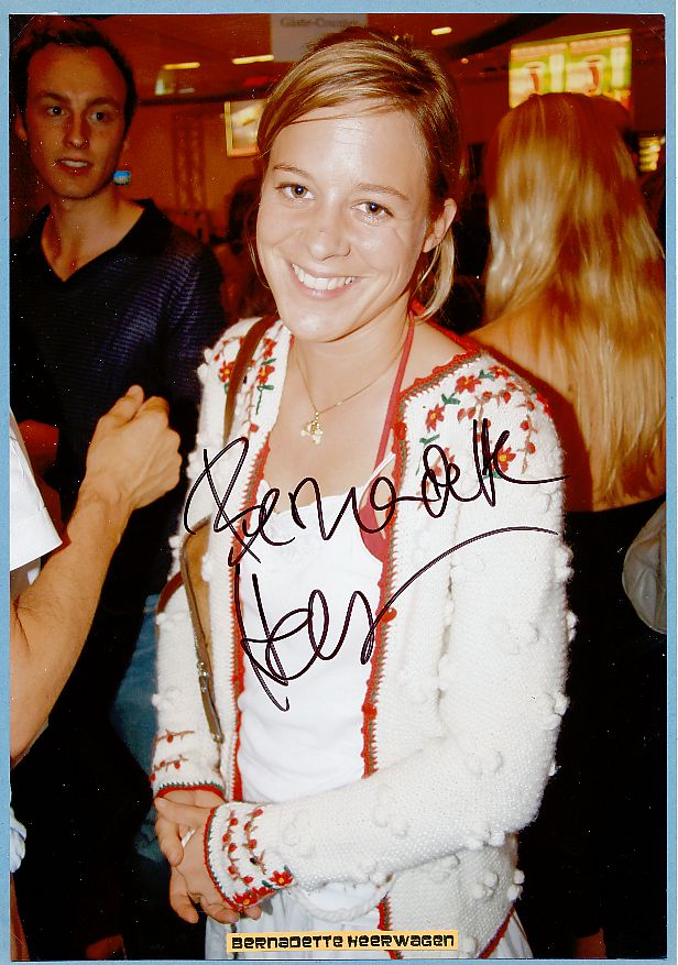 Kelocks Autogramme Bernadette Heerwagen Film Tv Autogramm Foto Original Signiert Online Kaufen